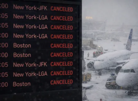 Northeast blizzard flight cancellations